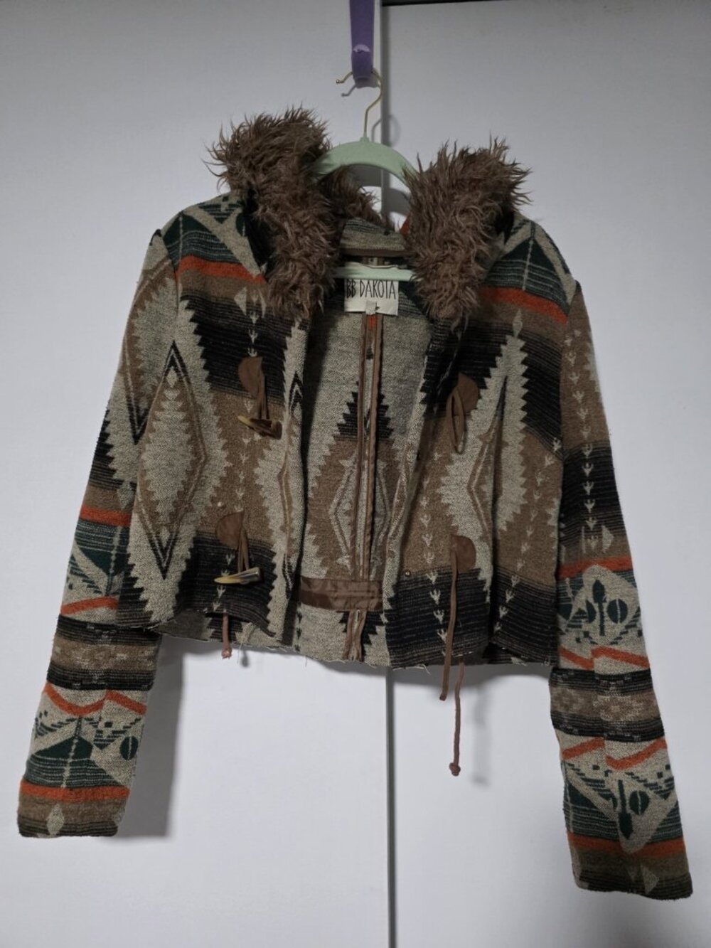 BB Dakota Size Large Faux Fur Jacket Western Print